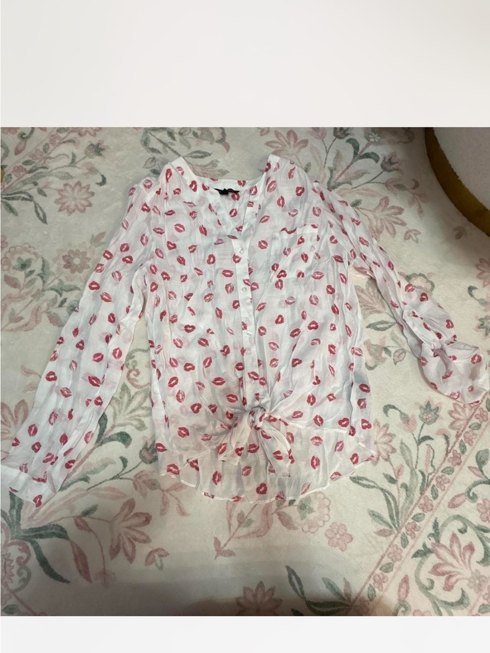 Zac & Rachel White Button-Front Top with Red Lip Print